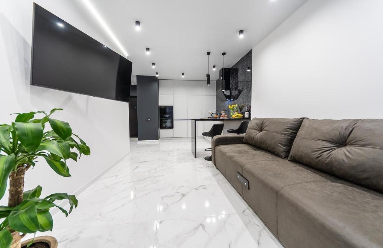 Новая Квартира С Авторским Ремонтом В Жк Seven Днепровская Набережная Kiew Exterior foto