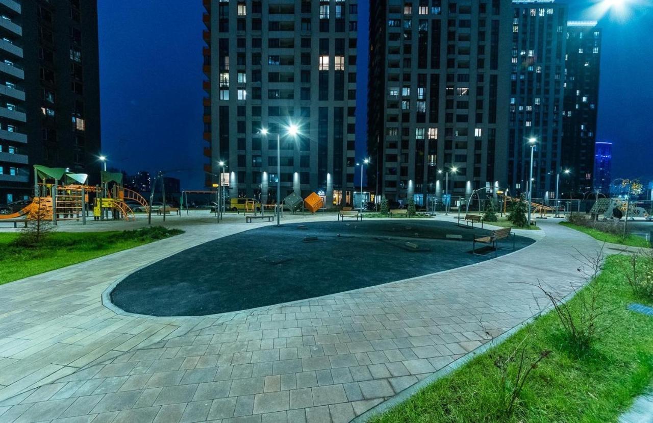Новая Квартира С Авторским Ремонтом В Жк Seven Днепровская Набережная Kiew Exterior foto