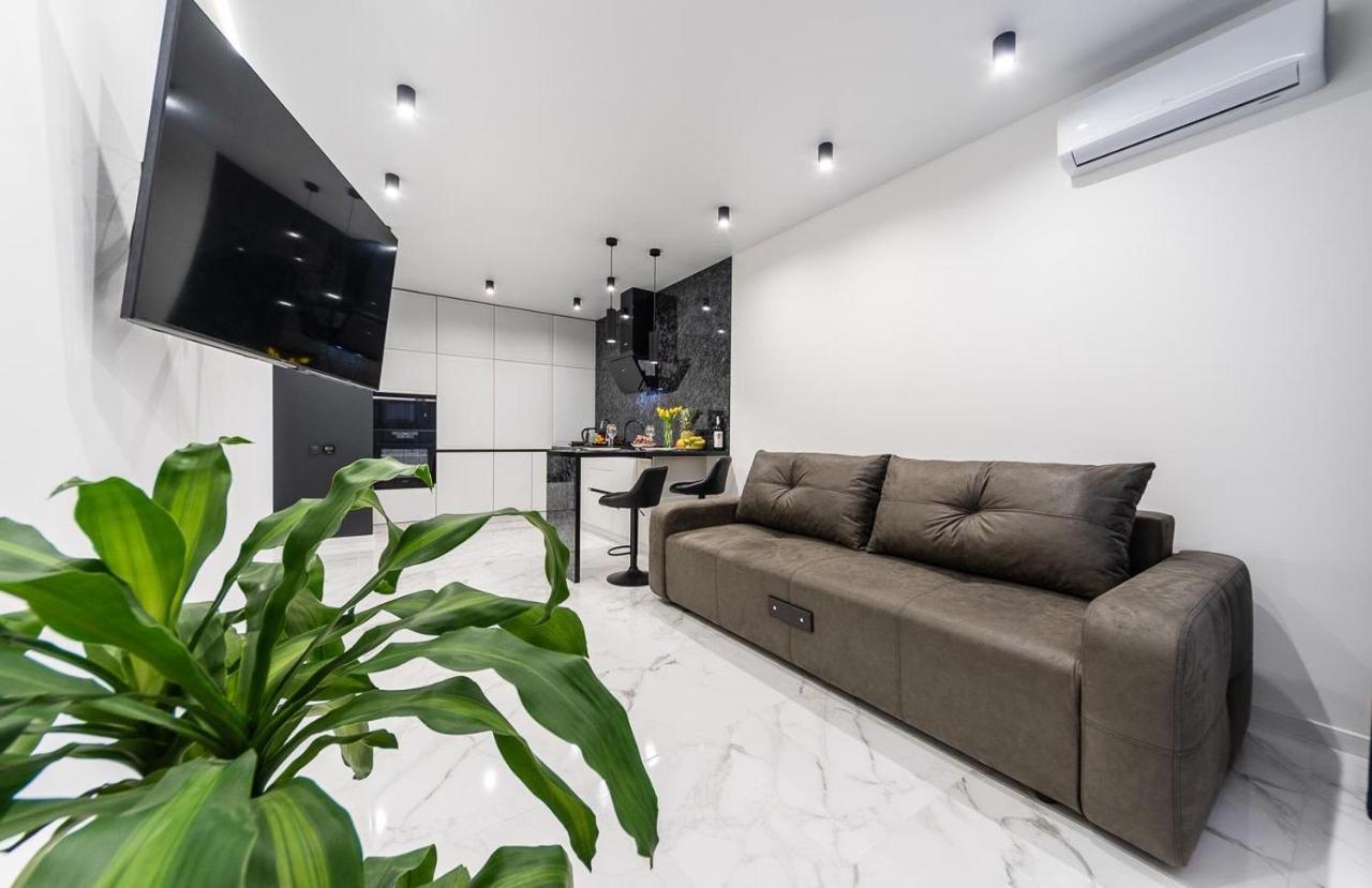 Новая Квартира С Авторским Ремонтом В Жк Seven Днепровская Набережная Kiew Exterior foto